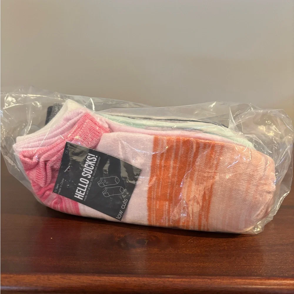 10 Pair Women’s Low Cut Socks Multicolor Pastel Athletic Casual Size 4-10 NIP